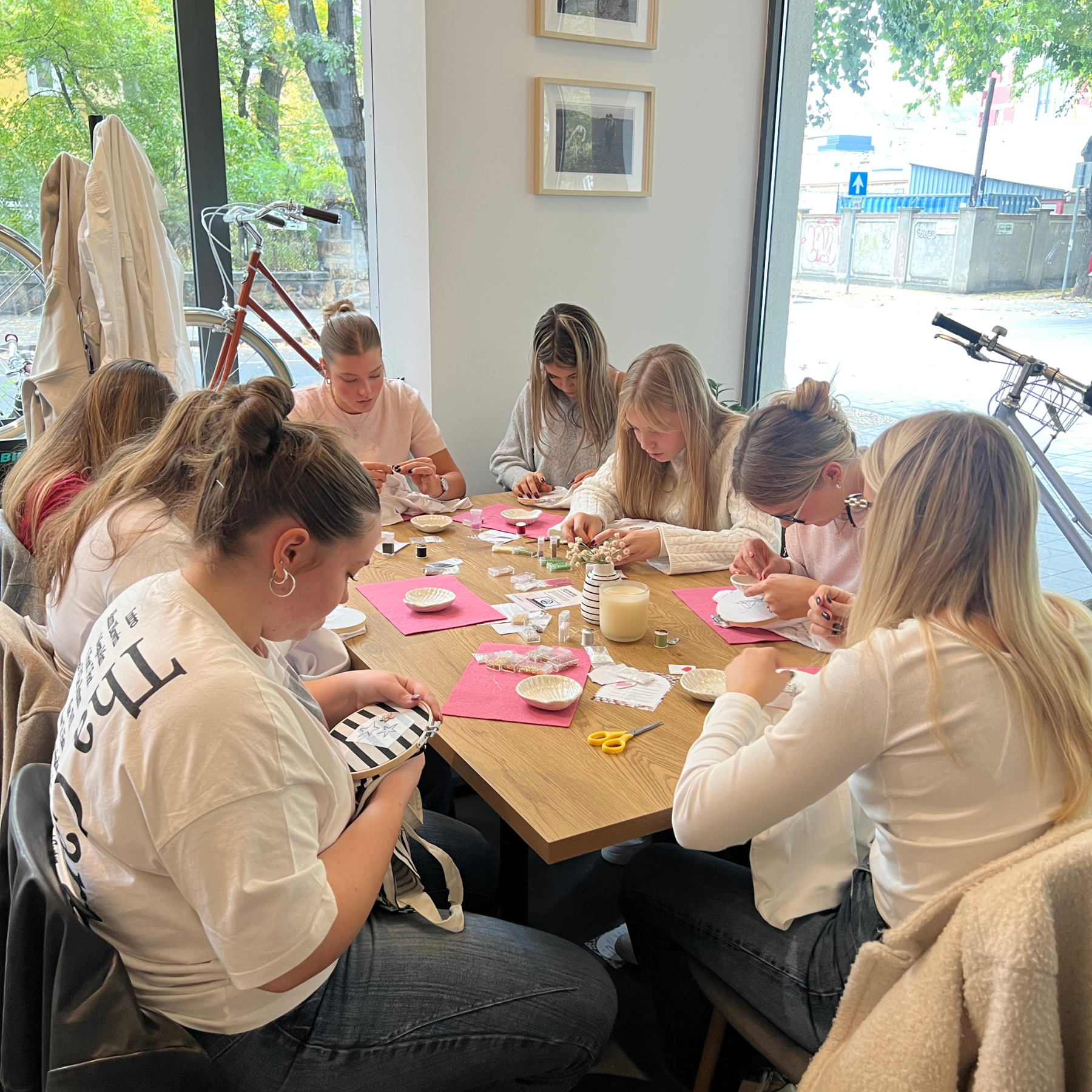 Meet & Craft - Bead Embroidery Workshop in Barcelona