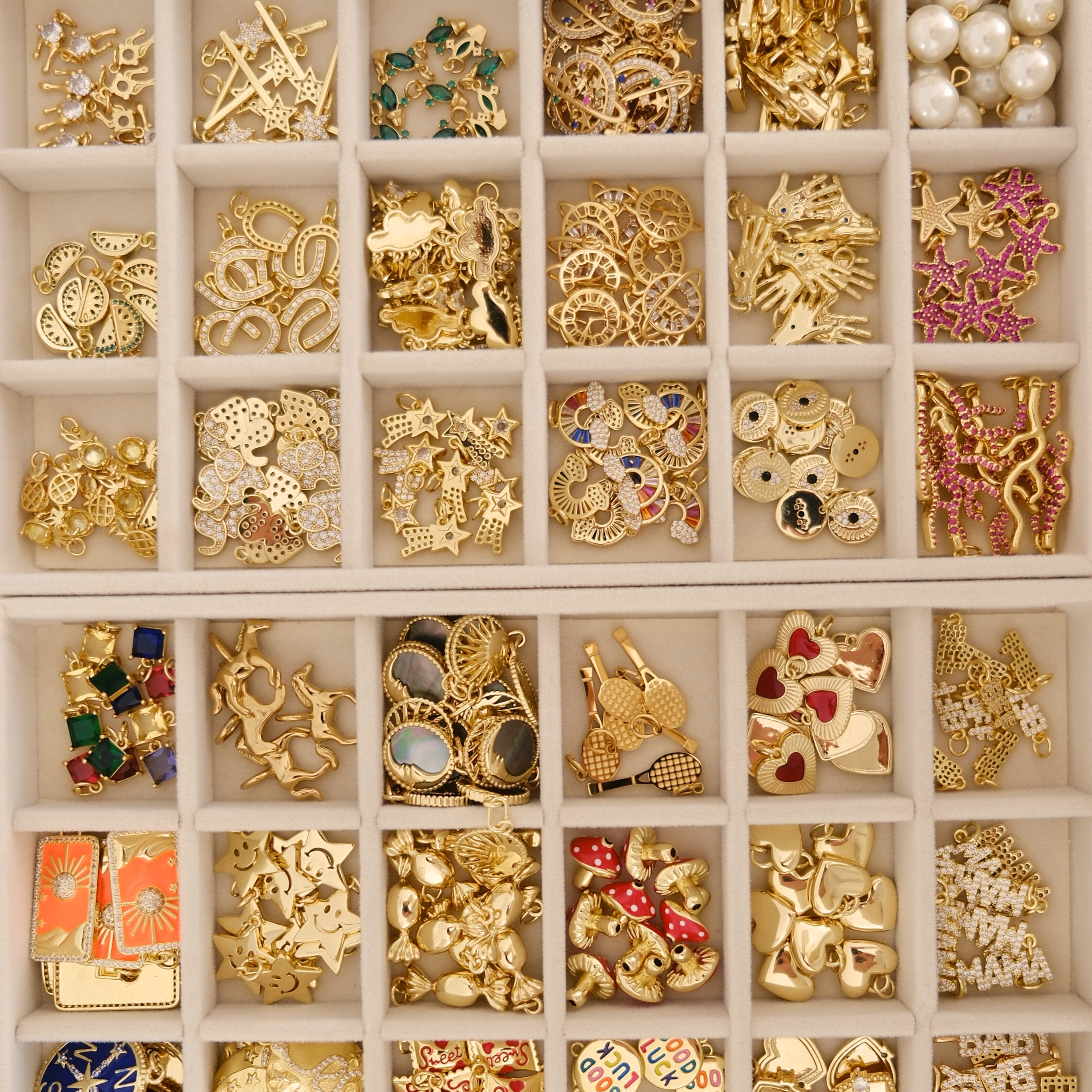 Charm Ékszerkészítő Workshop (aranyozott charmokkal)